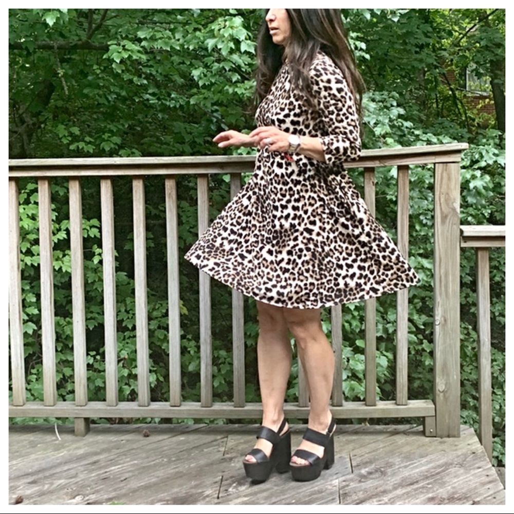 ✨LAST ✨Leopard print swing dress with side pockets - Picture 3 of 8